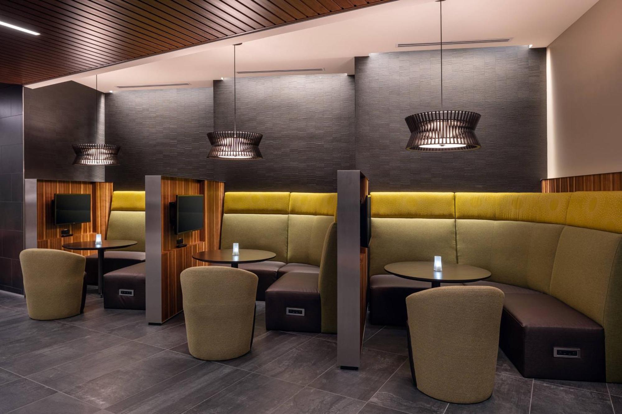 Courtyard By Marriott Petaluma Sonoma County Hotel Ngoại thất bức ảnh