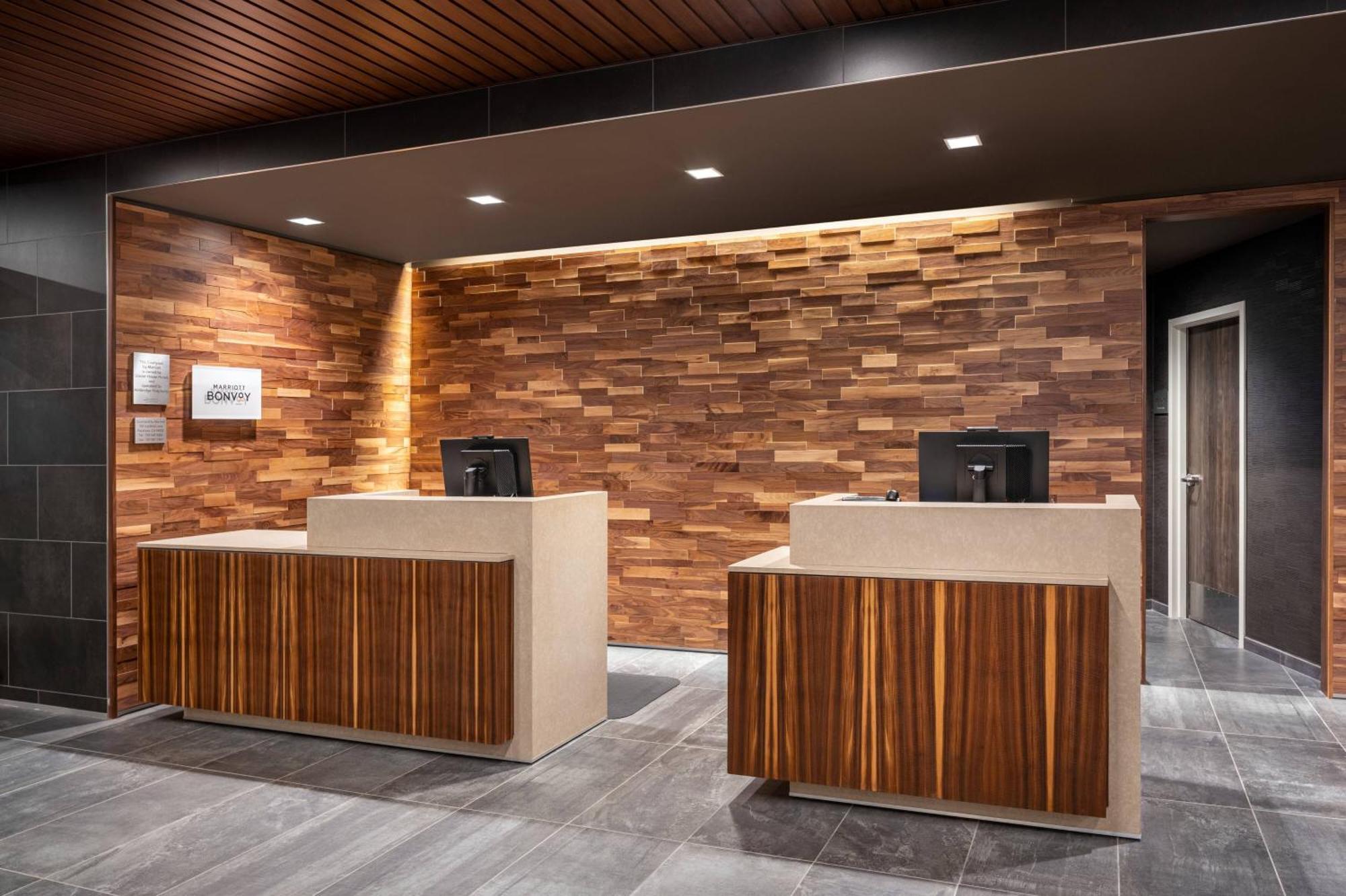 Courtyard By Marriott Petaluma Sonoma County Hotel Ngoại thất bức ảnh